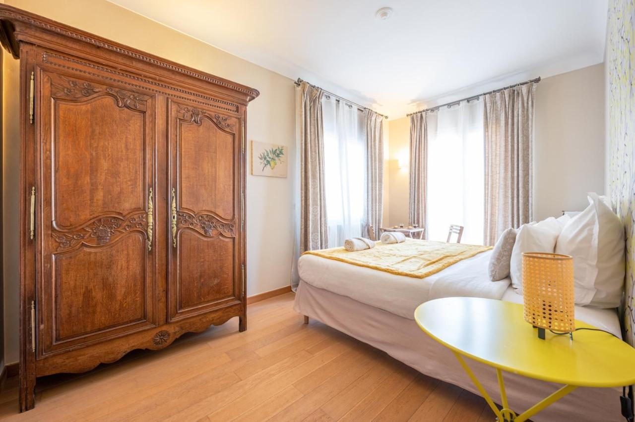 La Fabrique A Poupees - Chambres Et Appartements De Charme Au Coeur De Мантон Екстер'єр фото